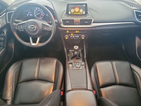 Used 2017 MAZDA MAZDA3 Touring image 16