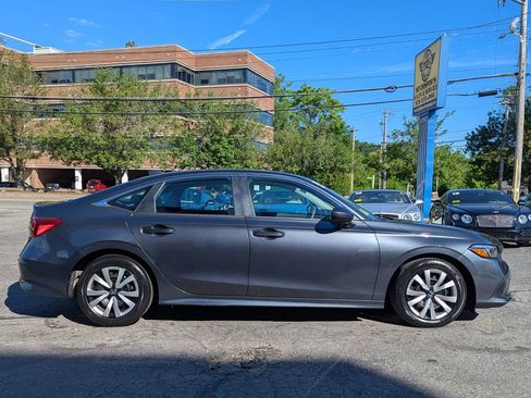 Used 2023 Honda Civic LX image 6