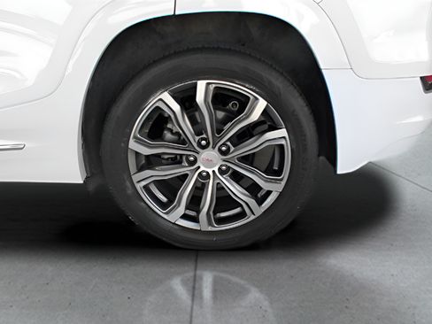 Used 2020 GMC Terrain Denali w/ Denali Premium Package FWD image 29