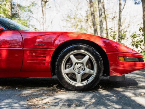 Used 1994 Chevrolet Corvette ZR1 RWD image 11