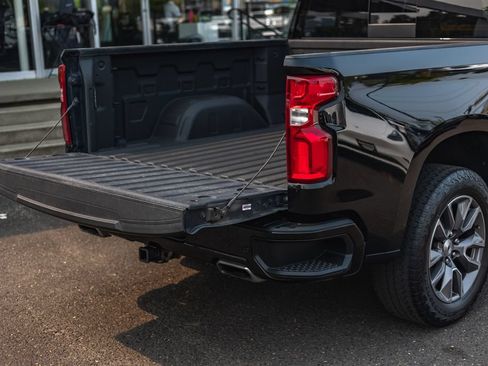Used 2019 Chevrolet Silverado 1500 RST AWD/4WD image 9
