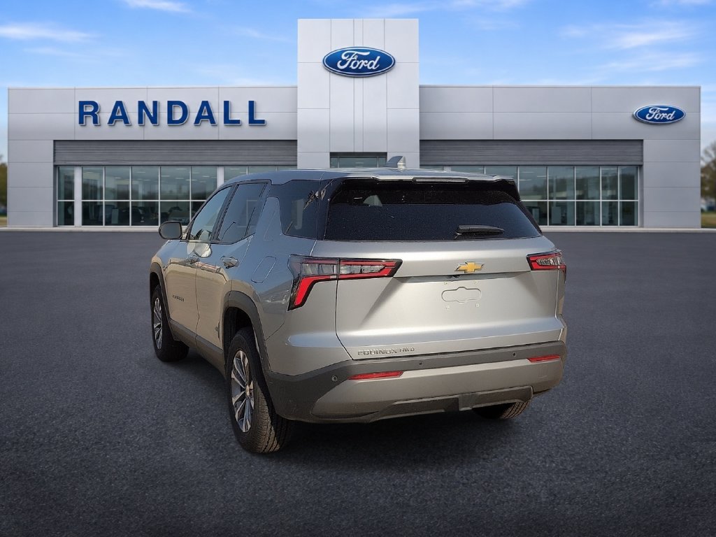 Used 2025 Chevrolet Equinox LT AWD/4WD image 4