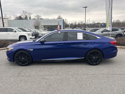 Used 2019 Honda Accord Sport image 6