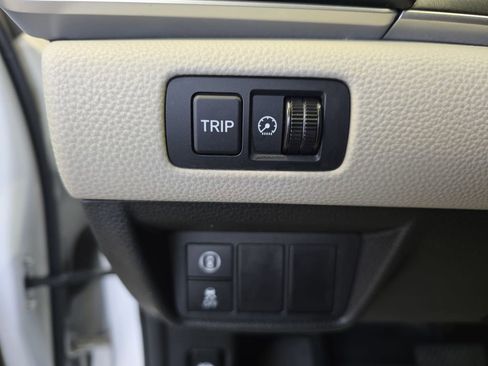 Used 2019 Honda Accord LX image 25