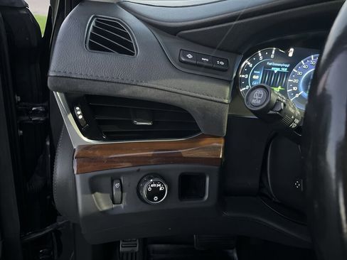 Used 2020 Cadillac Escalade ESV Luxury image 51