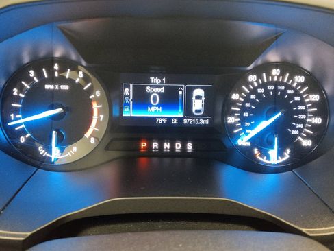 Used 2018 Ford Edge SE AWD/4WD image 23