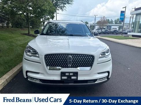 Used 2020 Lincoln Aviator Reserve w/ Equipment Group 202A AWD/4WD image 2