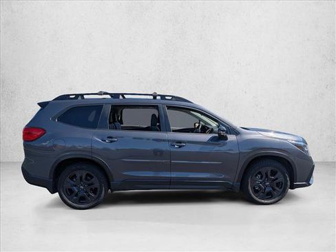 Used 2023 Subaru Ascent Onyx Edition Limited AWD/4WD image 4