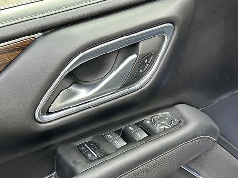 Certified 2022 Chevrolet Suburban Premier AWD/4WD image 19
