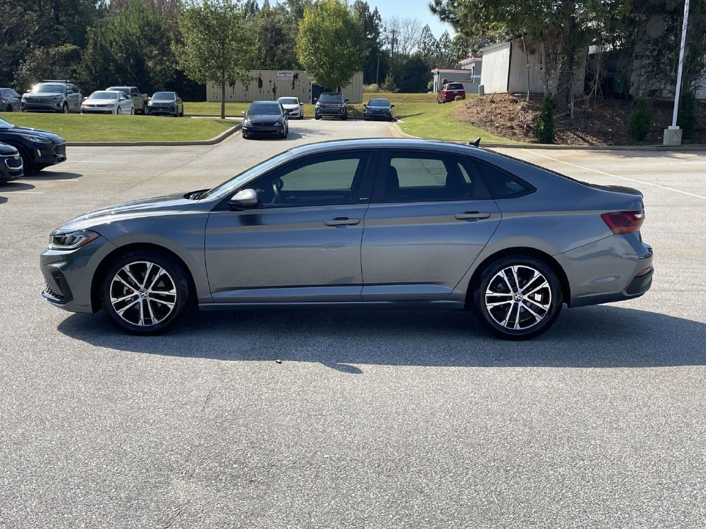 Certified 2026 Volkswagen Jetta Sport FWD image 5