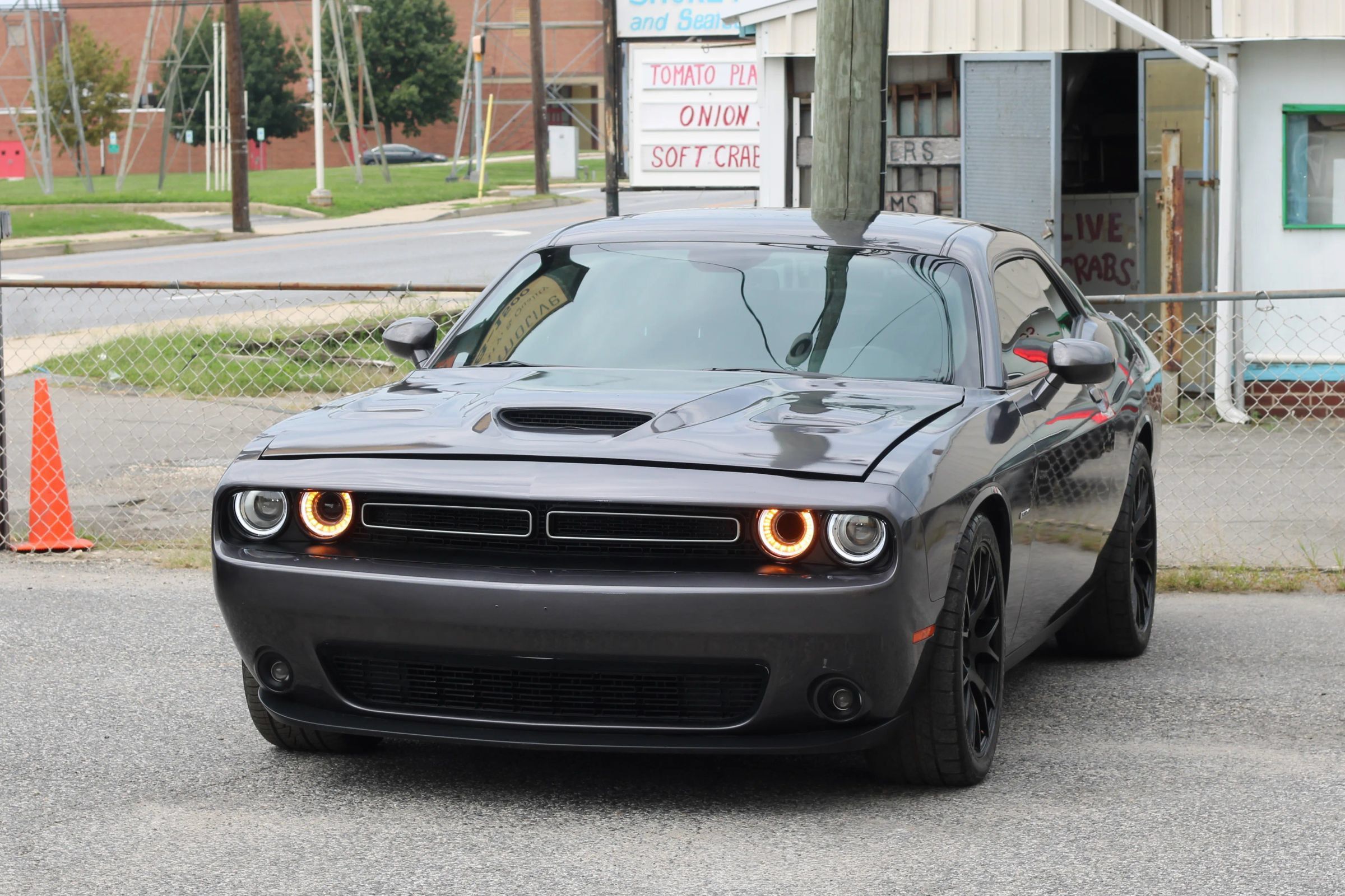 Used 2017 Dodge Challenger R/T w/ Cold Weather Group RWD image 3