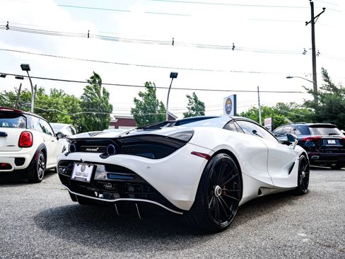 Used 2020 McLaren 720S Spider RWD image 14