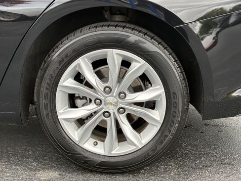Used 2024 Chevrolet Malibu LT FWD image 10