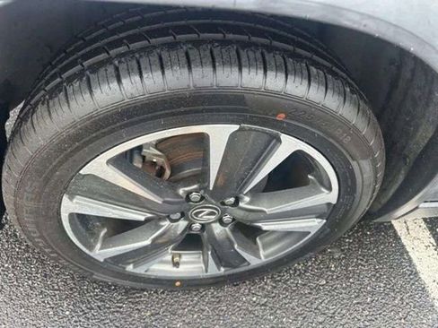 Used 2019 Lexus UX 250h AWD/4WD image 23
