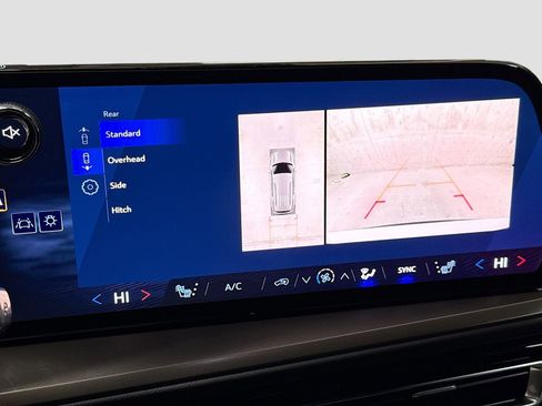 New 2026 Chevrolet Traverse LT w/ Driver Confidence Package image 16