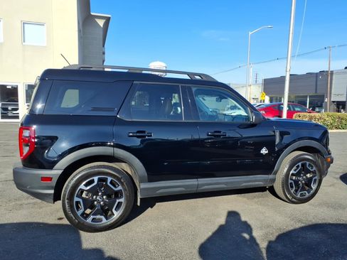 Used 2024 Ford Bronco Sport Outer Banks w/ Tech Package AWD/4WD image 4
