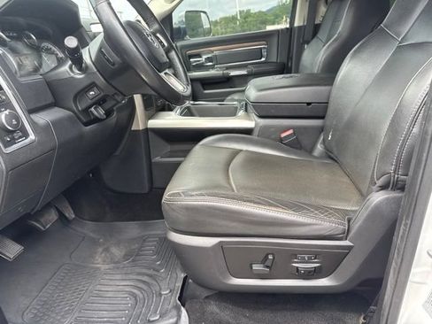 Used 2017 RAM 2500 Laramie AWD/4WD image 15