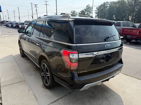 Used 2021 Ford Expedition Limited AWD/4WD image 3