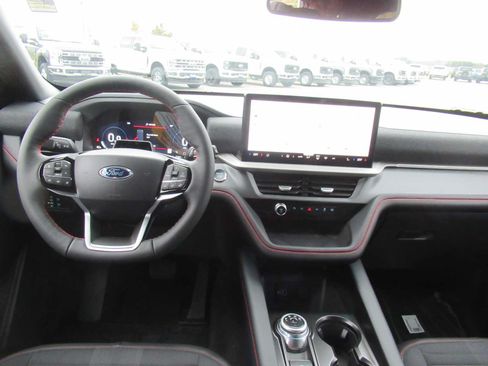 New 2026 Ford Explorer ST-Line w/ ST-Line Street Pack AWD/4WD image 14