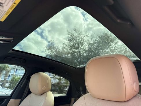 Used 2020 Porsche Cayenne image 30