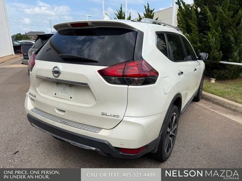 Used 2020 Nissan Rogue SL w/ Premium Package AWD/4WD image 7