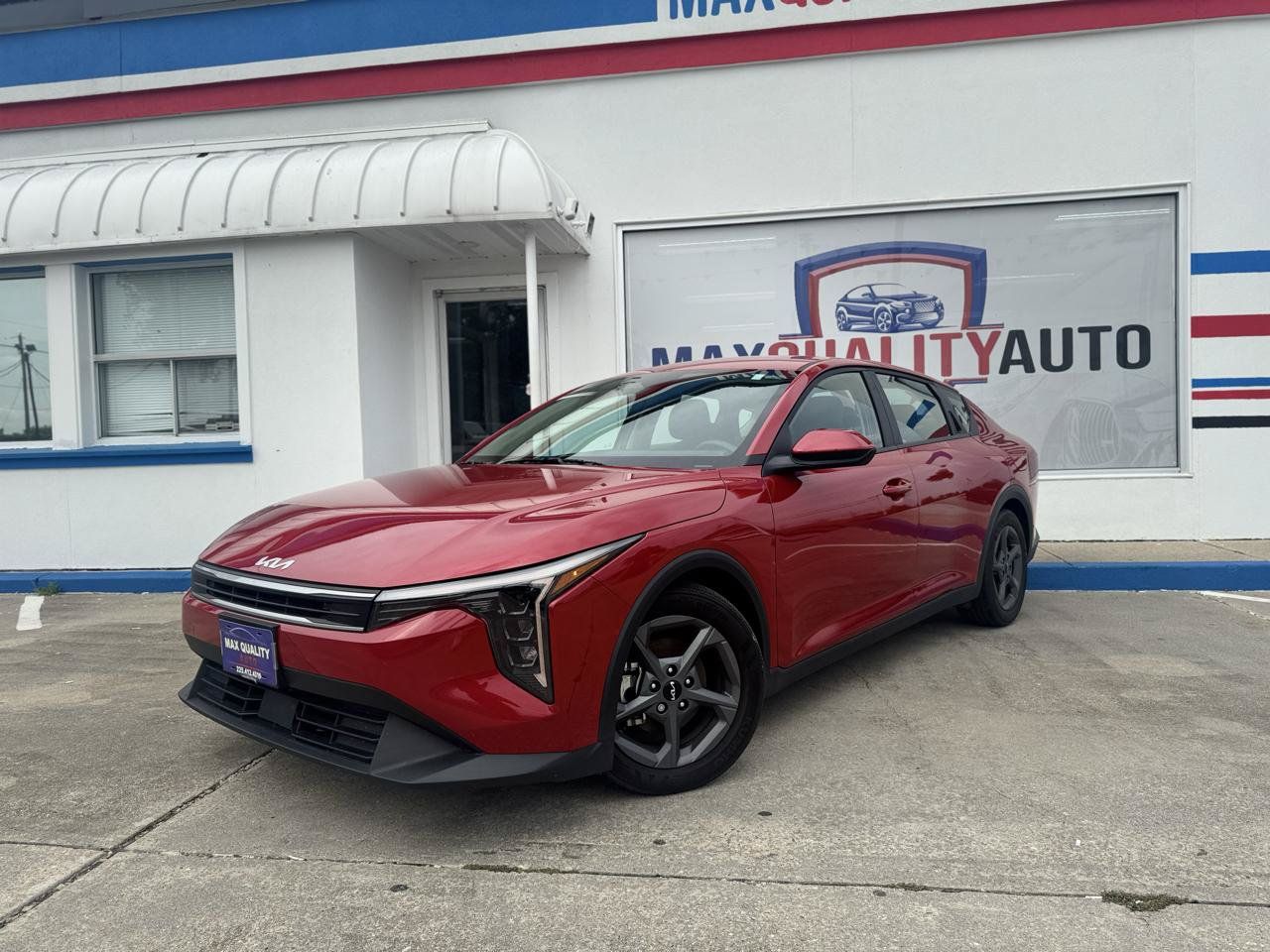 Used 2025 Kia K4 FWD image 2