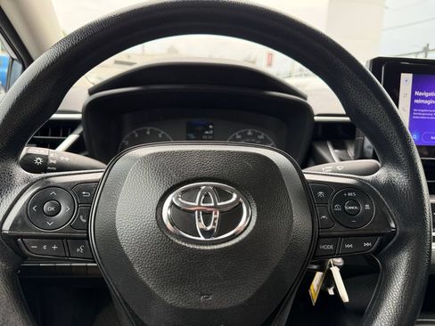 Used 2024 Toyota Corolla LE FWD image 32