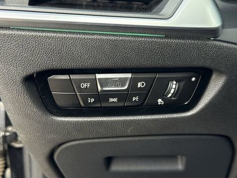 Used 2020 BMW 330i Sedan w/ Convenience Package image 23