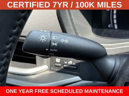Used 2025 Toyota Grand Highlander FWD image 27