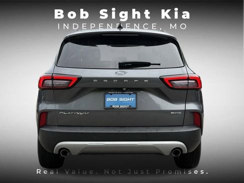 Used 2023 Ford Escape Platinum AWD/4WD image 14