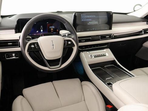 New 2026 Lincoln Aviator Reserve image 2