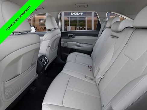 New 2026 Kia Sorento EX image 18