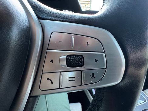 Used 2020 BMW X7 xDrive40i w/ Luxury Seating Package image 27