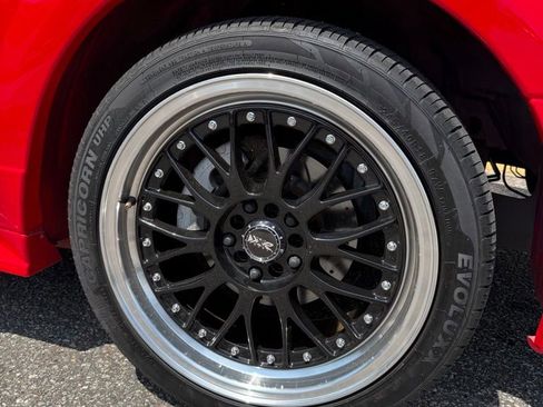 Used 2004 Ford Mustang GT RWD image 16
