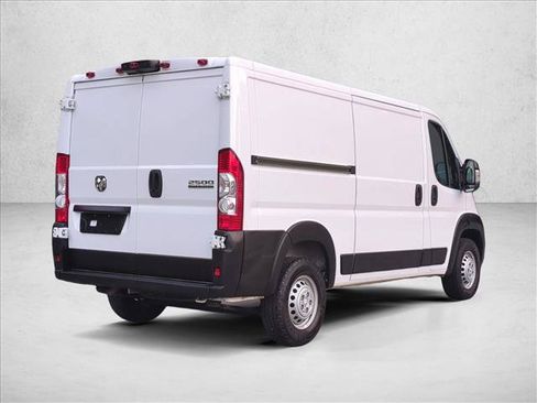 Used 2025 RAM ProMaster 2500 w/ Convenience Group FWD image 5