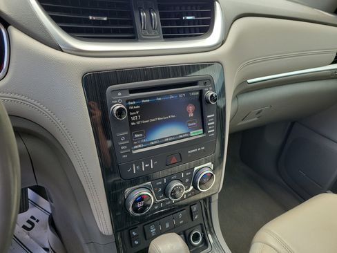 Used 2016 Chevrolet Traverse LT AWD/4WD image 27