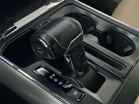 Used 2022 Ford F150 Lariat w/ Equipment Group 502A High image 21