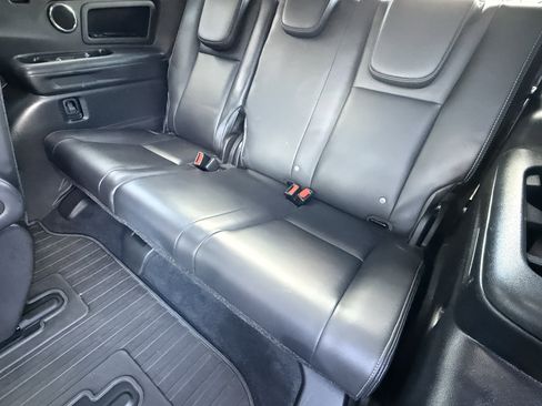 Used 2021 Subaru Ascent Limited w/ Technology Package AWD/4WD image 16