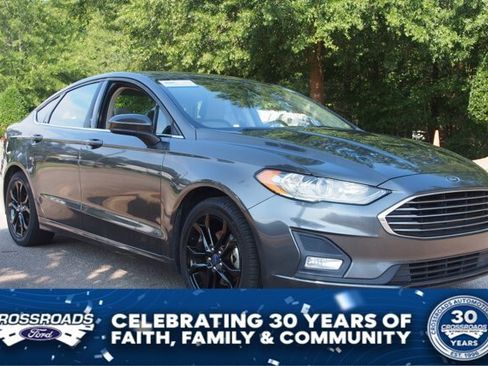 Certified 2020 Ford Fusion SE w/ Equipment Group 151A FWD image 1