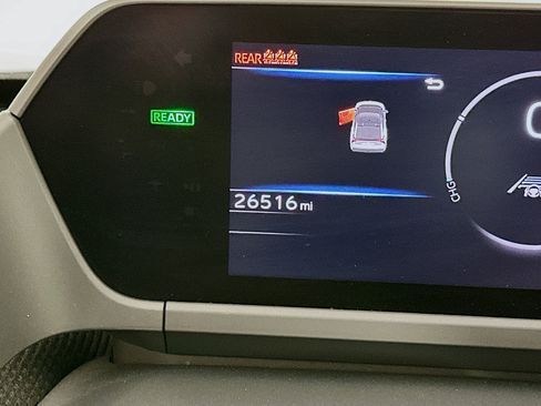 Used 2023 Toyota bZ4X XLE w/ Weather Package AWD/4WD image 18