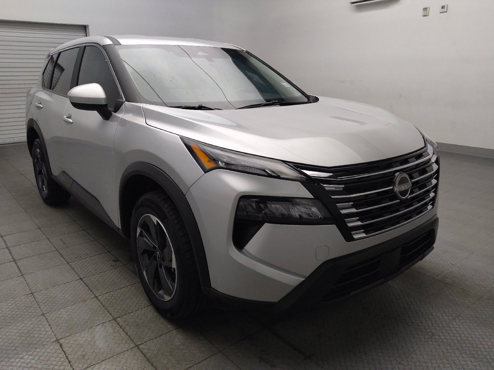 Used 2025 Nissan Rogue SV AWD/4WD image 13