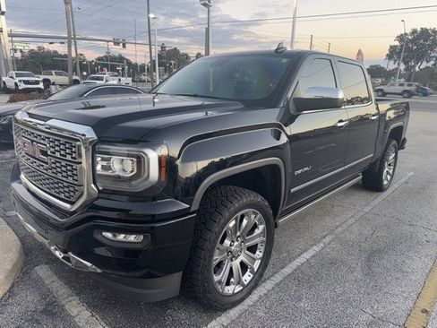 Used 2017 GMC Sierra 1500 Denali w/ Denali Ultimate Package image 4