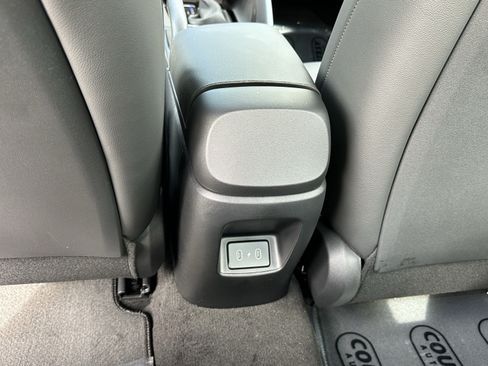 New 2026 Hyundai Elantra SEL Sport FWD image 12