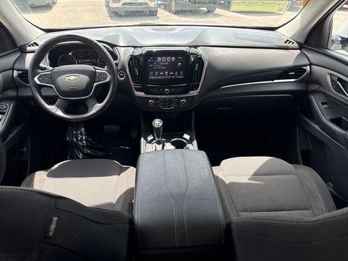 Used 2018 Chevrolet Traverse LT AWD/4WD image 6