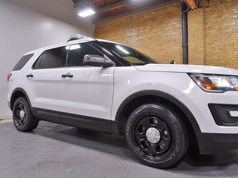 Used 2018 Ford Explorer 4WD Police Interceptor image 9