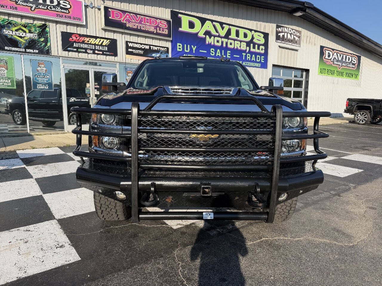 Used 2019 Chevrolet Silverado 2500 LTZ w/ Duramax Plus Package AWD/4WD image 2