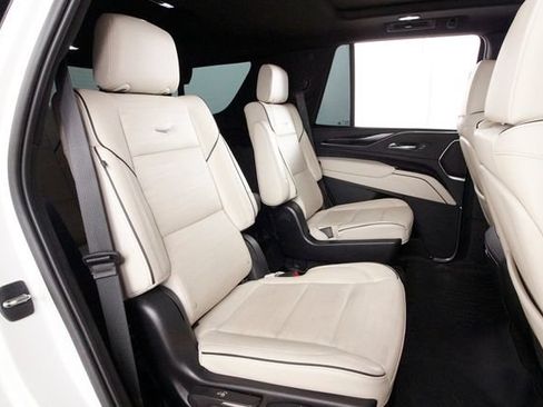 Used 2022 Cadillac Escalade Sport w/ Touring Package AWD/4WD image 22