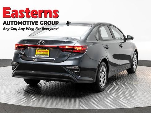 Used 2021 Kia Forte Sedan FWD image 5