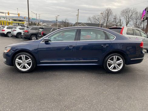 Used 2012 Volkswagen Passat TDI SE image 6