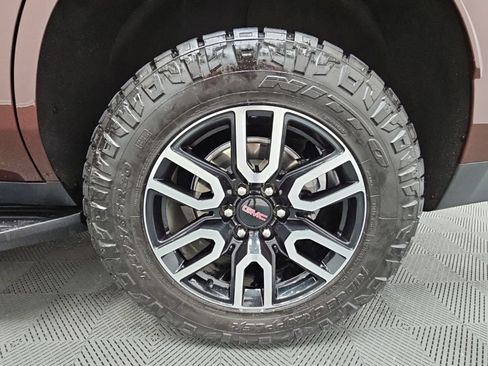 Used 2023 GMC Yukon AT4 w/ LPO, Floor Liner Package AWD/4WD image 47